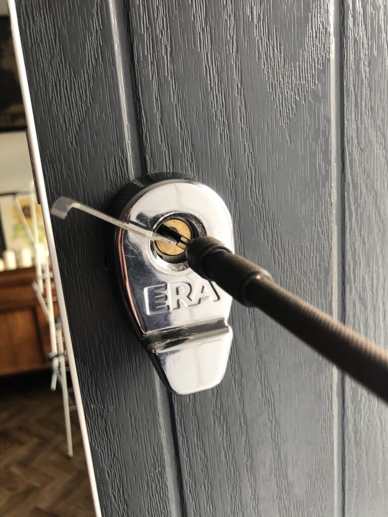 Locksmith Hoddesdon